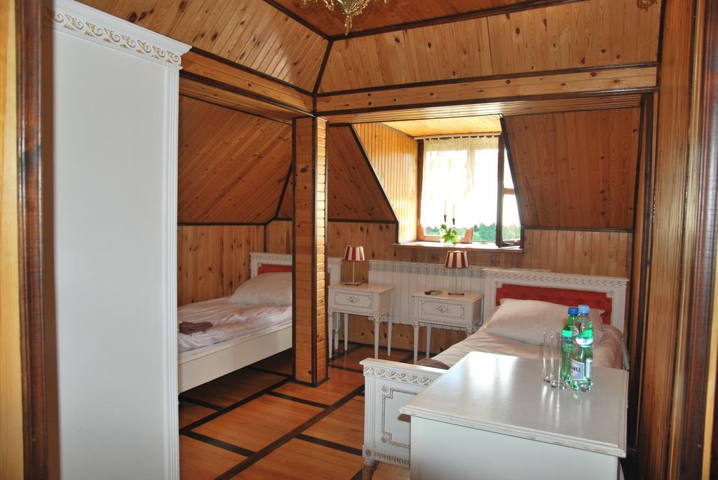 Palac W Czyzowie Szlacheckim Czyzow Szlachecki Extérieur photo