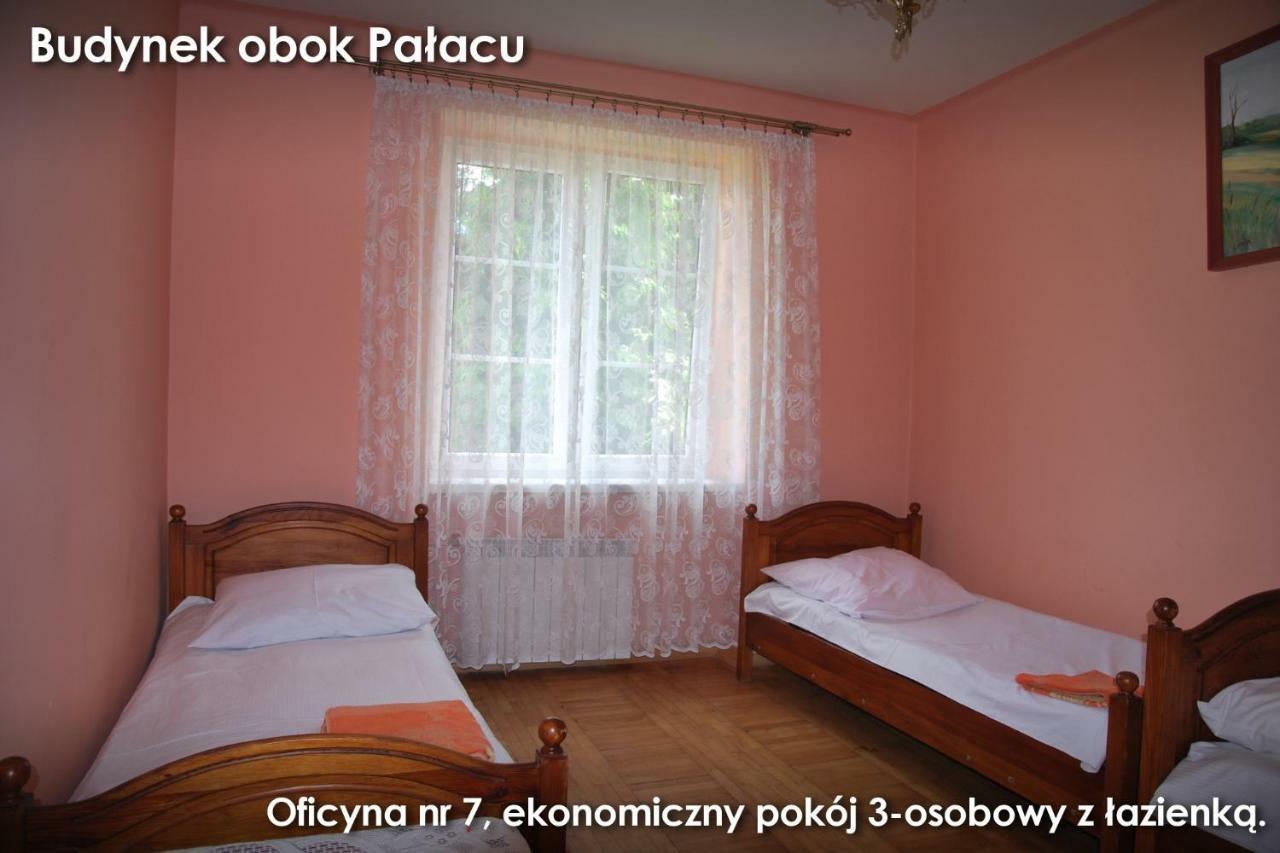 Palac W Czyzowie Szlacheckim Czyzow Szlachecki Chambre photo